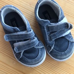 Infant sperry shoes- 4m